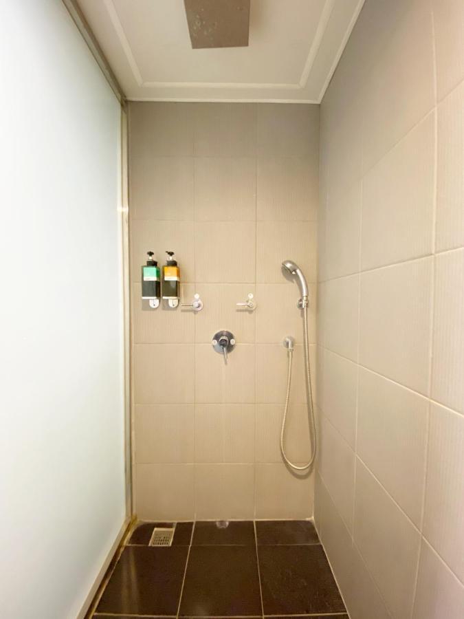 Taichung Old F Hotel Exterior photo